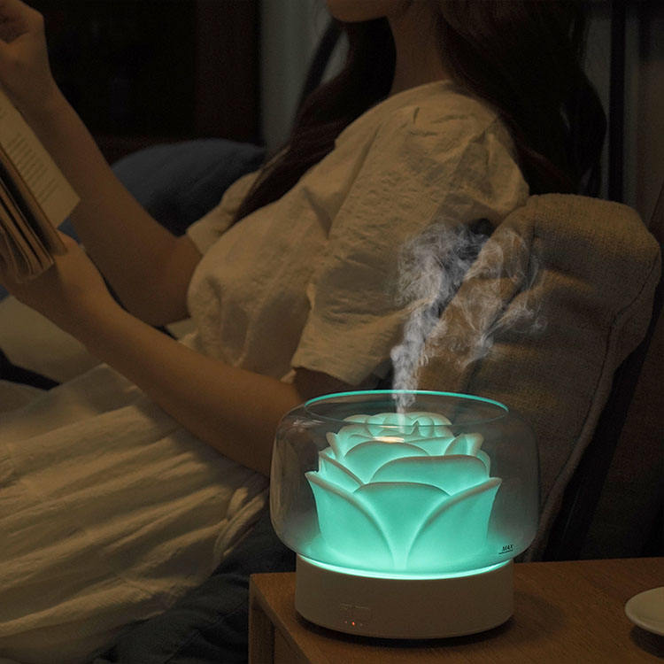 2025 FlameGlow Ultrasonic Aroma Diffuser – Smart USB Humidifier for Home, Hotel & Wellness Spaces