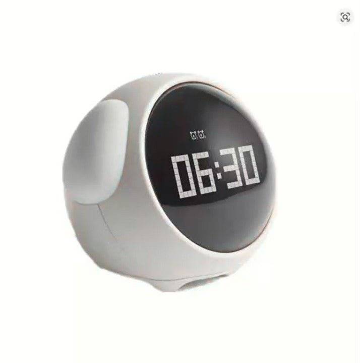 All-in-One Intelligent Night Light & Alarm Clock for Kids – Designed for Healthy Sleep & Bright Mornings