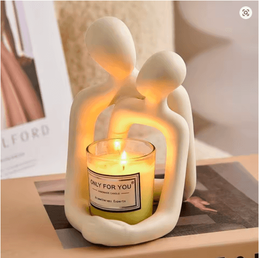 Heartwarming Couple Resin Statue – Modern Romantic Home Decor for Living Room, Office, and Bedroom